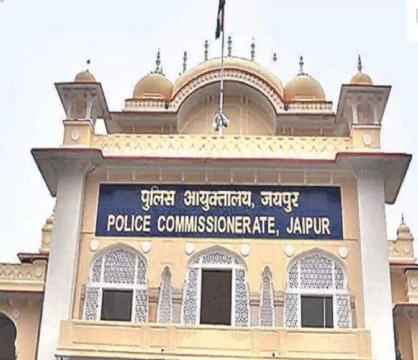 جے پور میں ہولی اور دھولنڈی کے لیے سخت سیکورٹی: ہر جگہ پولیس تعینات جے پور میں ہولی اور دھولنڈی کے لیے سخت سیکورٹی: ہر جگہ پولیس تعینات