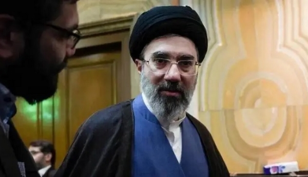 ’دشمن‘ کی سکیورٹی کا خاتمہ نا گزیر ہے : مجتبیٰ خامنہ ای ’دشمن‘ کی سکیورٹی کا خاتمہ نا گزیر ہے : مجتبیٰ خامنہ ای