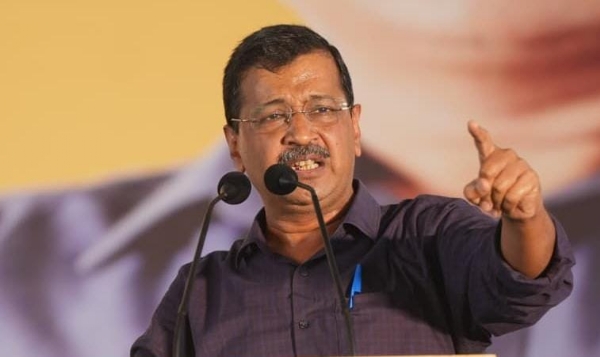 مودی حکومت نے ٹکٹوں پر عائد حد ختم کرکے ہوائی سفر کو متوسط طبقے کی پہنچ سے باہر کر دیا ہے:اروند کیجریوال