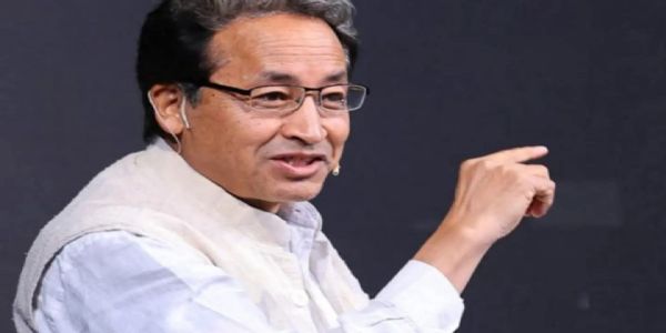 لداخ سے متعلق مسائل پر بات چیت کے لیے تیار ہیں۔سونم وانگچک