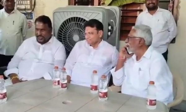 پارٹی سے ناراض  کانگریس کے سینئر قائد کو منانے کی کوششیں تیز — جیون ریڈی اپنے فیصلے پر اٹل