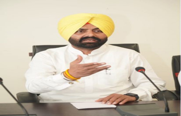 ویئر ہاوسنگ ڈسٹرکٹ منیجر خود کشی معاملے میں پنجاب کے سابق وزیر بھلر گرفتار