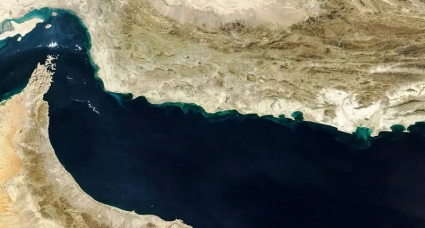 پاسدارن انقلاب کا ٹرمپ کو جواب، آبنائے ہرمز کو مکمل طور پر بند کرنے کی دھمکی