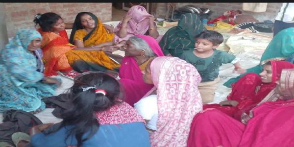 تیز رفتار ڈمپر کی ٹکر سے دو مزدور جاں بحق، تین شدید زخمی