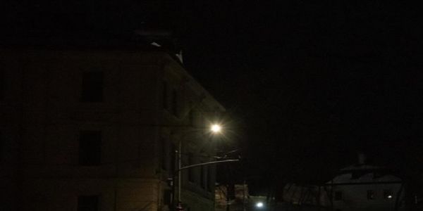 کویت میں انٹرسیپشن کا ملبہ گر نے سے بجلی کی ترسیلی لائنیں ٹھپ