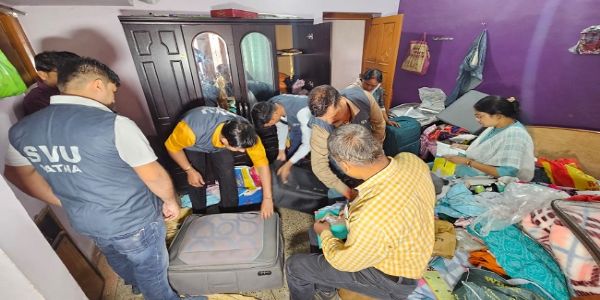 شیوہر ضلع کے ڈپٹی ڈیولپمنٹ کمشنر برجیش کمار کے گھر سمیت دفتر پر ایس وی یو کی چھاپہ ماری