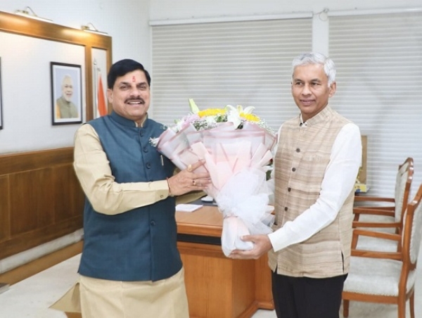 ایڈیشنل چیف سکریٹری انوراگ جین نے وزیراعلیٰ موہن یادو کو یوم پیدائش کی مبارکباد دی