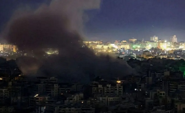 جنوبی لبنان میں اسرائیلی فضائی حملوں میں نو افراد جاں بحق، 47 زخمی جنوبی لبنان میں اسرائیلی فضائی حملوں میں نو افراد جاں بحق، 47 زخمی