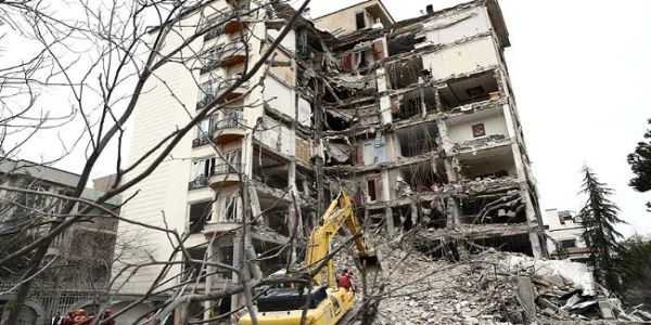 تہران اور اس کے نواح میں امریکہ اور اسرائیل کے حملے جاری