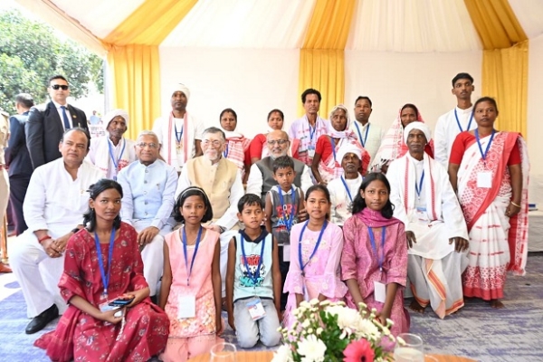 JH-VP-PAID-TRIBUTE-BIRSA-MUNDA-ULIHATU-MET-DESCEND JH-VP-PAID-TRIBUTE-BIRSA-MUNDA-ULIHATU-MET-DESCEND