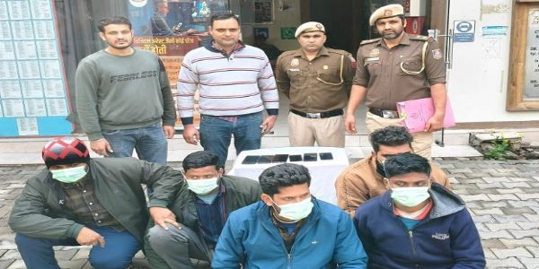 سرمایہ کاری کے نام پر 12.22 لاکھ روپے کی دھوکہ دہی، پانچ سائبر ٹھگ گرفتار