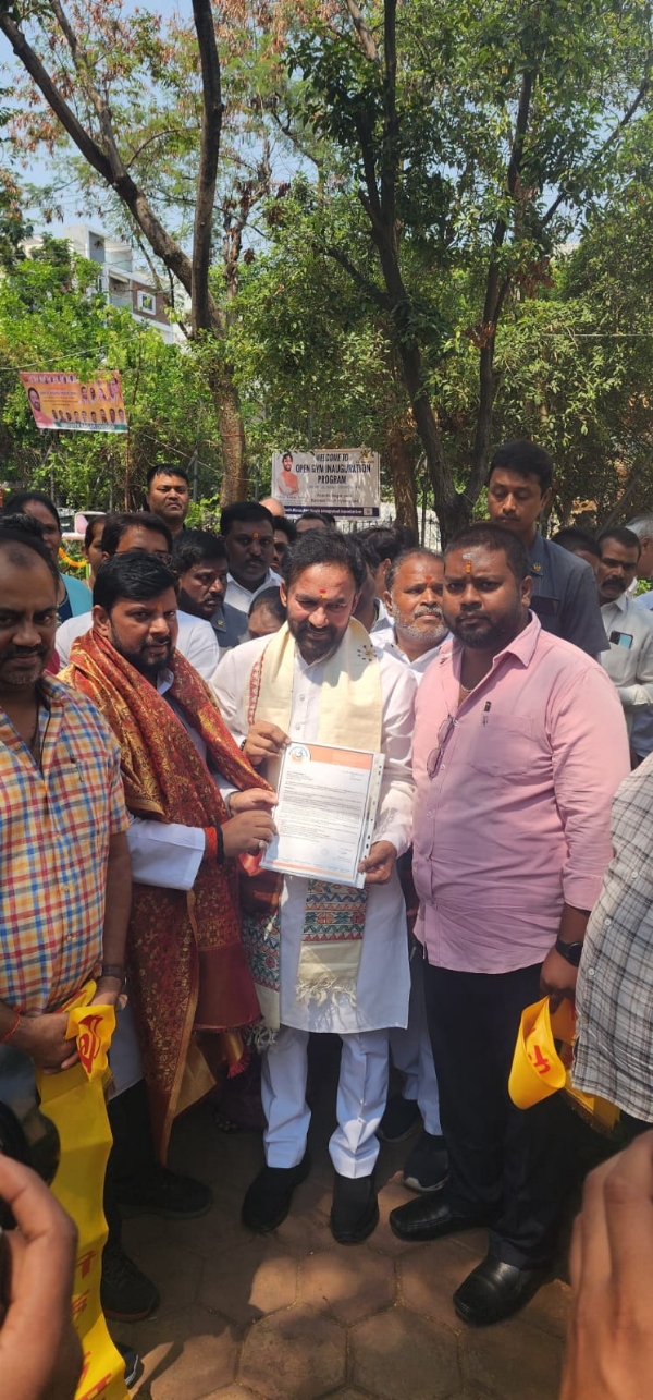 حیدرآباد میں من کی بات کے دوران جی کشن ریڈی سے بہار سماج سیوا سنگھ کے ارکان کی ملاقات ،بہار تلنگانہ کے درمیان نئی ٹرینوں کا مطالبہ