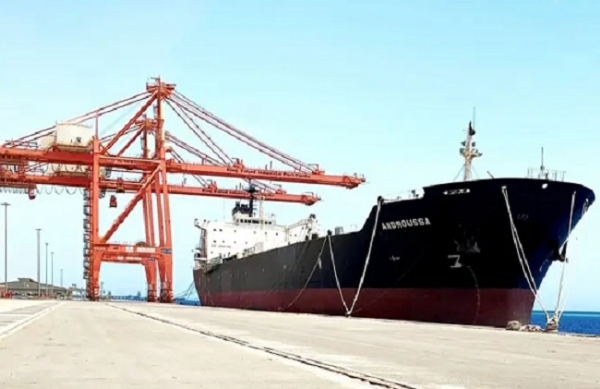 آرامکو نے پائپ لائن کے ذریعے 70 لاکھ بیرل تیل کی ترسیل کی انتہائی حد مکمل کرلی