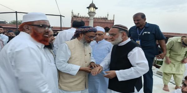 جمعیةعلماءہند کے وفد کی شاہی امام سید احمد بخاری سے ملاقات، والدہ کے انتقال پر تعزیت