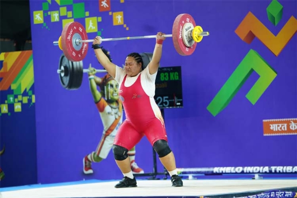 اسنیچ میں 70 کلو اور کلین اینڈ جرک کیٹیگریز میں 83 کلوگرام اٹھا کر