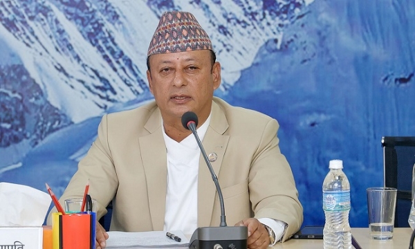 سابق وزیر توانائی دیپک کھڑکا