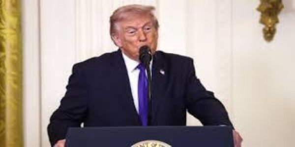 ٹرمپ نے کہا کہ ایران مذاکرات چاہتا ہے لیکن بہت دیر ہو چکی ہے ، پوتین نے ایران سے رابطہ کرنے کا اشارہ دیا