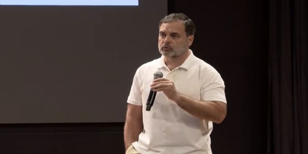 مغربی ایشیا میں کشیدگی پر راہل گاندھی کا بیان، امن کا راستہ بات چیت اور تحمل سے ہی نکلے گا