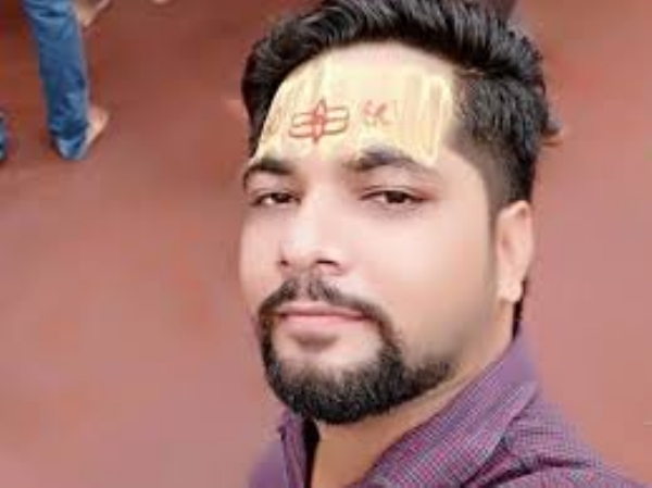 بھوپال میں بیٹا کہنے پر بدمعاش نے ہوٹل مالک کو چاقو مارکر کیا قتل ، اہل خانہ نے کیا سڑک بلاک کر دی بھوپال میں بیٹا کہنے پر بدمعاش نے ہوٹل مالک کو چاقو مارکر کیا قتل ، اہل خانہ نے کیا سڑک بلاک کر دی