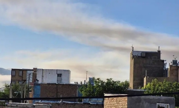 ایران میں بجلی کی تنصیبات پر حملے، پیٹروکیمیکل تنصیب کوبھی نشانہ بنایا گیا