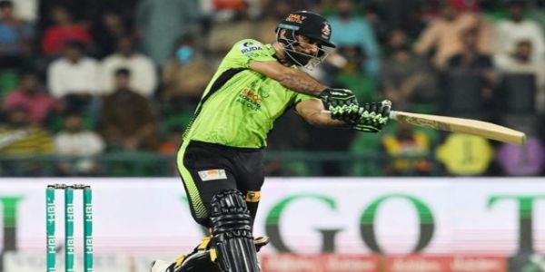 پی ایس ایل میں بال ٹیمپرنگ تنازع: فخر زمان نے الزامات کی تردید کردی، 48 گھنٹے میں فیصلہ کیا جائے گا