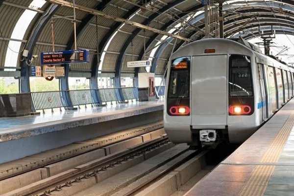 Special-Cell-Metro-Poster-Case