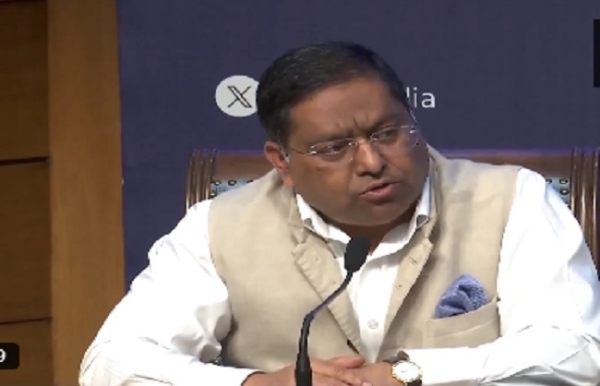 حکومت نے ملک میں پٹرول، ڈیزل، ایل پی جی اور پی این جی کی مناسب دستیابی کی یقین دہانی کرائی