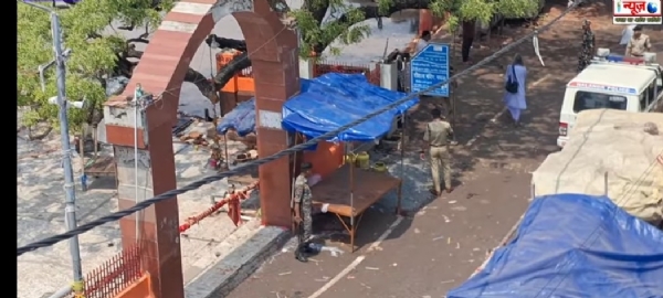 ماتا شیتلہ مندر میں واقعہ میں مرنے والوں کے لواحقین کو 6 لاکھ روپے دیے گئے، تھانہ انچارج معطل