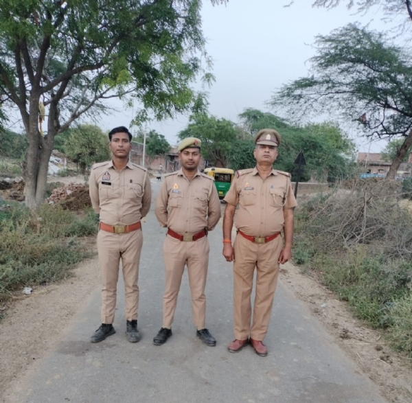 بکریاں چرانے کے تنازع پر خونریز تصادم، 15 زخمی، ایک ملزم گرفتار، گاو¿ں میں پولیس تعینات۔ بکریاں چرانے کے تنازع پر خونریز تصادم، 15 زخمی، ایک ملزم گرفتار، گاو¿ں میں پولیس تعینات۔