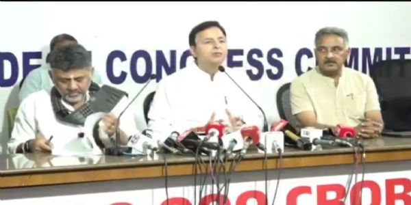 ہائی وے ڈکیتی اور عام لوگوں کے پیسے کی چوری کی مانند ہے ٹول ٹیکس میں اضافہ : کانگریس