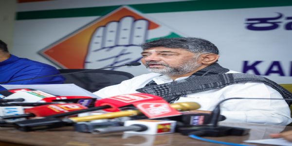 بی جے پی کی اجولا اسکیم اب لکڑی بھاگیہ میں بدل گئی ہے : ڈی کے شیوکمار