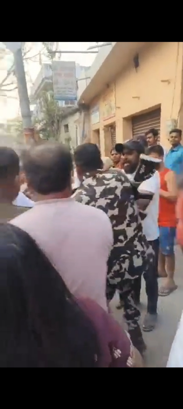 مظفر پور میں خو نی جھڑپ ، پولیس گاڑی پر حملہ، پانچ گرفتار