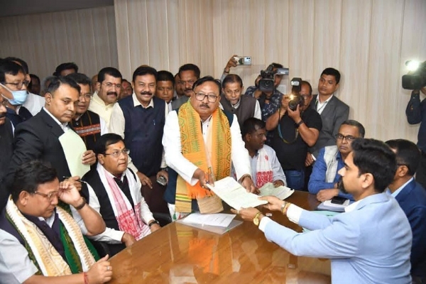 آسام راجیہ سبھا انتخابات: بی جے پی  اتحاد کے امیدواروں نے تین سیٹوں کے لیے نامزدگی داخل کی