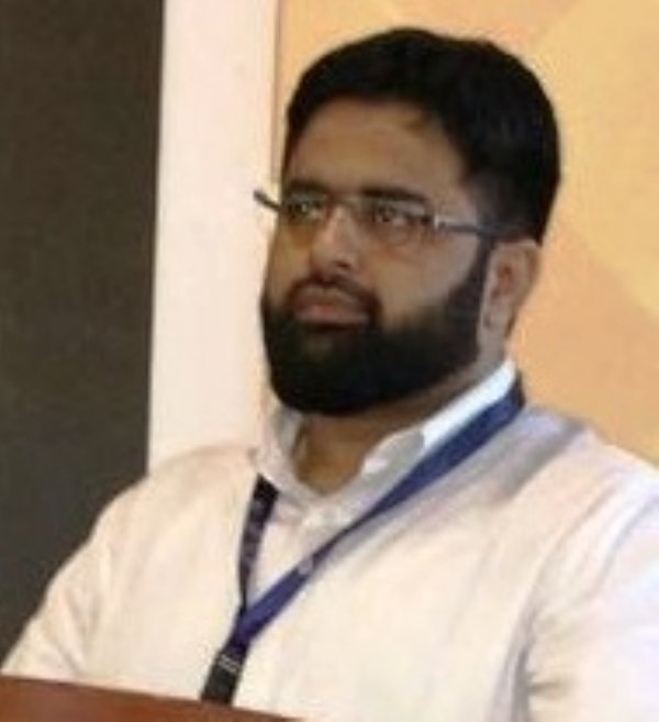 ڈاکٹر نعمان طارق