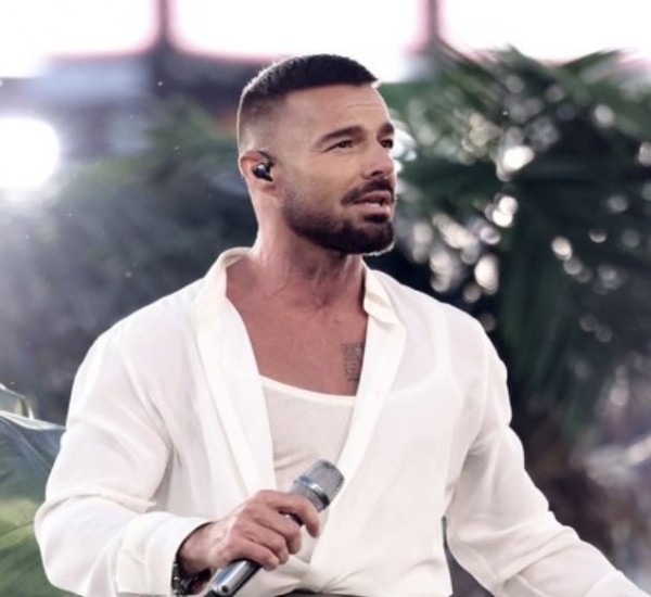 رکی مارٹن ٹی20 ورلڈ کپ فائنل سے قبل اختتامی تقریب میں پرفارم کریں گے