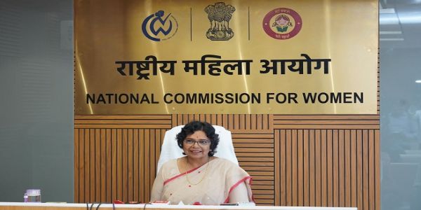 قومی کمیشن برائے خواتین 500 اضلاع میں ’ جن سنوائی‘ کا انعقاد کرے گا
