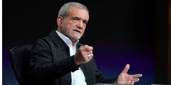 ایران پڑوسی ممالک پر اب نہیں کرے گا حملہ،ٹرمپ کے بیان پر ایرانی صدر پزشکیان نے کہا ان کا ملک خودسپردگی نہیں کرے گا