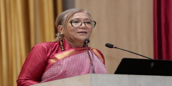 دہلی یونیورسٹی سے قانون میں ماسٹر ڈگری لینے والی سپنا پردھان ملا نیپال کی قائم مقام چیف جسٹس بنیں۔