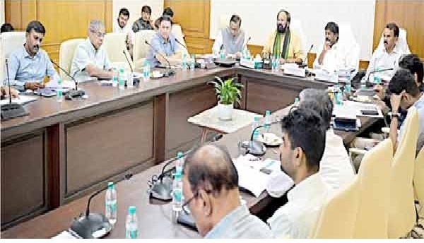 ٹیکس وصولی کے نظام میں بہتری کے لئےعصری ٹکنالوجی کا استعمال ضروری