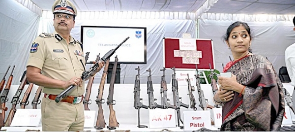 تلنگانہ میں کئی ماؤیسٹوں کی پولیس کوخود سپردگی ،