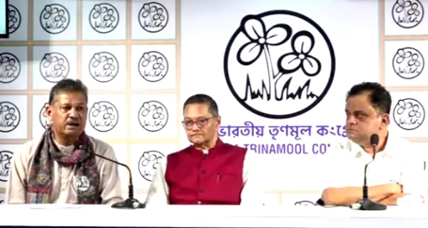 چندر بوس بی جے پی چھوڑ کر ترنمول میں شامل ہوئے