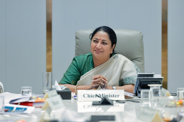 ایم اے ایم سی میں 573.41 کروڑ روپے کی لاگت سے دو نئے ہاسٹل بنائے جائیں گے : ریکھا گپتا