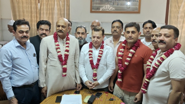 نئے صدر کا استقبال