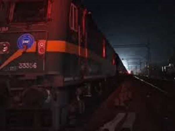 پنویل سے جبل پور جا رہی مال گاڑی کے ایک ویگن میں گیس لیکیج