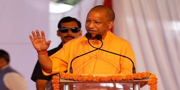 نوئیڈا میں مظاہروں اور تشدد پر وزیر اعلیٰ یوگی آدتیہ ناتھ سخت،کہا صنعتی بدامنی پھیلانے والوں سے ہوشیار رہیں مزدور