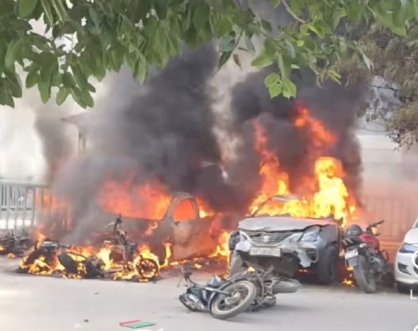 Workers-riot-over-wage-hike-v