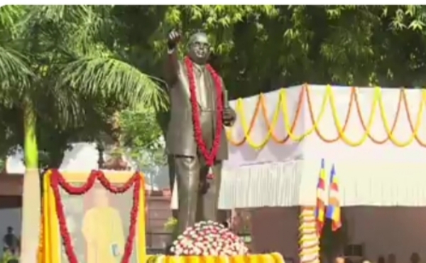 امبیڈکر جینتی پر نائب صدرجمہوریہ ہند اور وزیر اعظم نے پریرنا استھل پہنچ کرخراج عقیدت پیش کیا