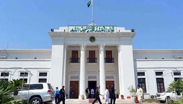 پاکستان کے خیبرپختونخواہ میں ملازمین کو ’غیر ملکی‘ سے شادی کرنے سے پہلے حکومت سے لینی ہوگی اجازت لینا ہوگی