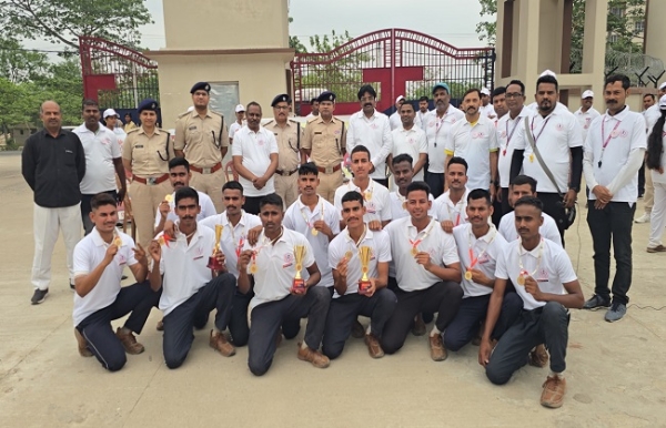 فائر سروس ویک کےتحت میراتھن دوڑکا انعقاد