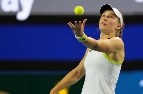 اسٹٹ گارٹ اوپن: ریباکینا اور گاف کوارٹر فائنل میں،مموچووا بھی آگے بڑھیں